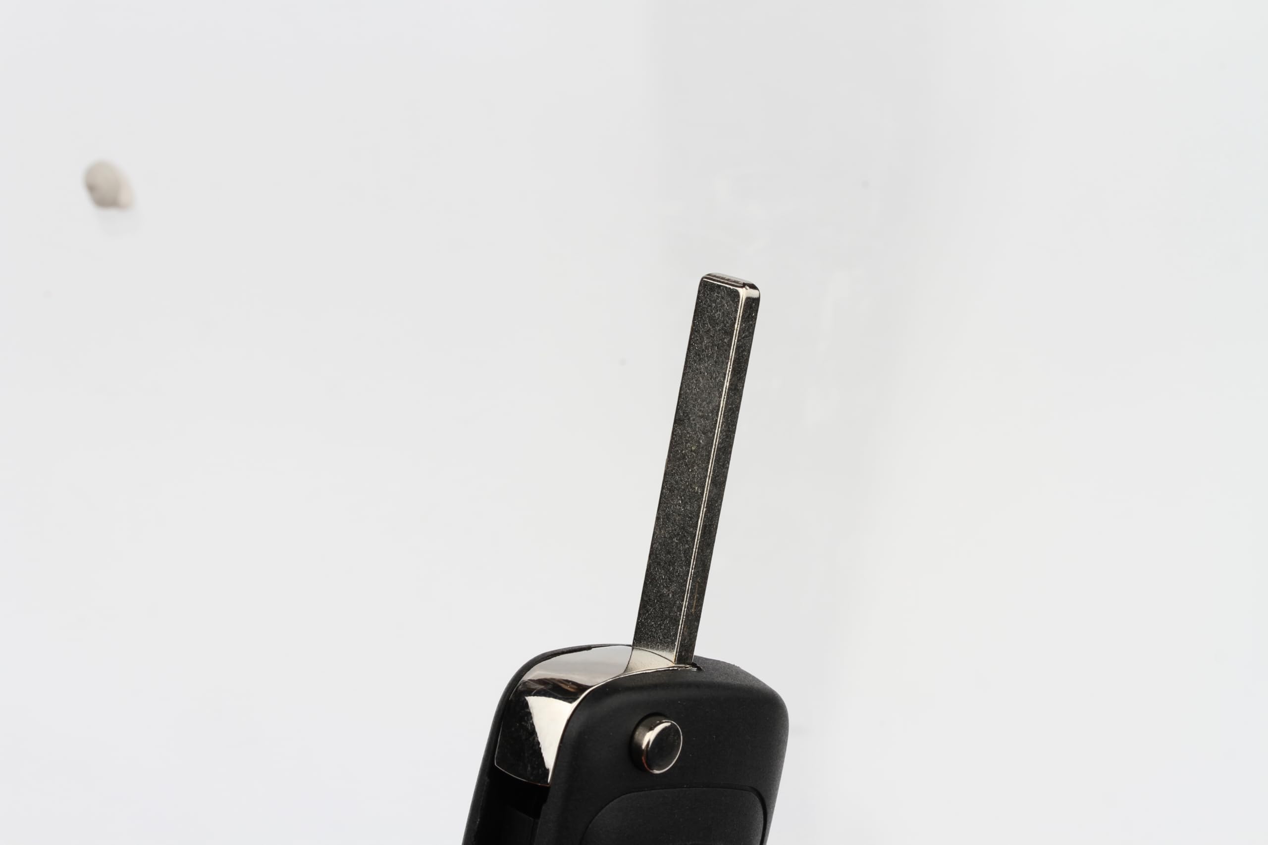 FOBTEK Flip Key Fob Shell Case for Chevy GMC OHT01060512, 4-Button